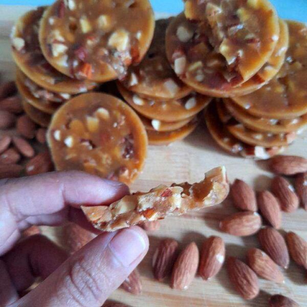 Snacks - Keto Almond Brittle Candy - 0.6 G Net Carbs